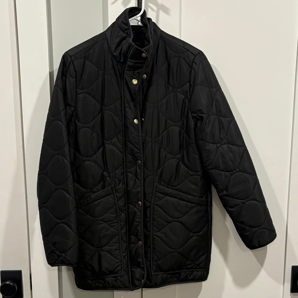 Quince Black Quilted Outerwear - Picture 1 of 4